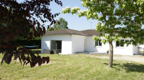 La Maison des Hirondelles, piscine, billard, ping pong, 3 terrasses et jardin
